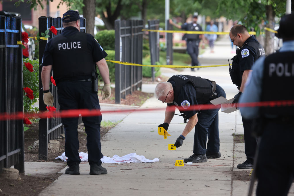 Researchers point to community violence programs, pandemic recovery in historic homicide decline — Florida Phoenix, Marco Island Business news