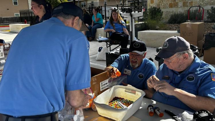 Kerrville collects 306 pounds of prescription drugs for safe destruction at take-back event — KENS 5 (San Antonio), Marco Island Health news