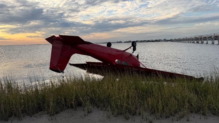 Pilot walks away uninjured after small plane runs off runway in Galveston, police say — KHOU 11 (Houston), Marco Island Community news